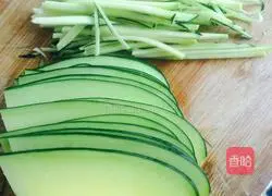 How to make pumpkin shredded egg cake Illustration 1