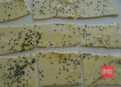 Illustration of how to make egg pancakes 6