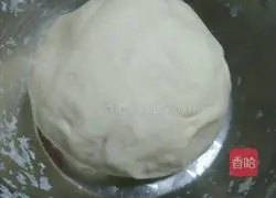 Illustration of how to make vegetable beef patties 4