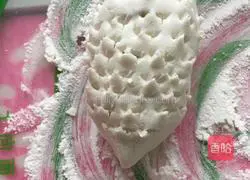 Illustration of how to make hedgehog glutinous rice balls 9