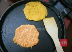 Illustration of how to make carrot pancakes 7