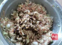 Illustration of how to make crystal dumplings 10