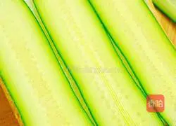 Illustration of how to make a tuna sandwich 6