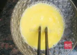 Illustration of how to make egg fried rice 2