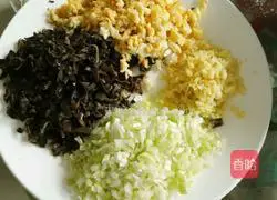 Illustration of how to make meat buns 4