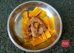 Illustration of how to make pumpkin cake with little turtle molting shell 3