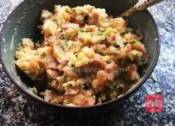 Illustration of how to make pan-fried potato cakes 2