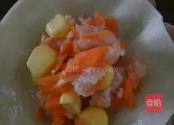 Pork, corn and carrot dumplings recipe 3