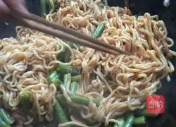 Illustration of braised noodles 3