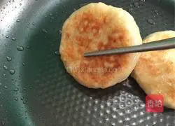 Illustration of how to make mung bean cake 12