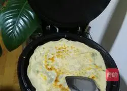 Illustration of how to make leek and egg pancakes 7