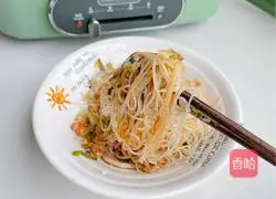 Illustration of how to make fried rice noodles 9