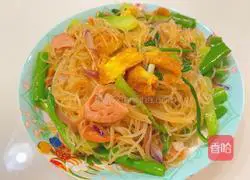 Illustration of home-style fried rice noodles 15