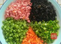 Oven version of baked jambalaya - illustration of how to make different fried rice 1