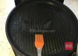 Pork and Chive Pie Recipe Illustration 13