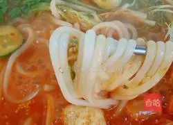 Illustration of home-cooked rice noodles 9