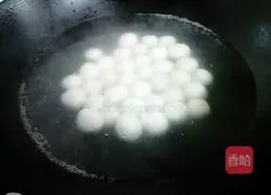 Illustration of how to make glutinous rice balls with red bean paste filling 14