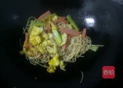 Illustration of home-style fried noodles 5