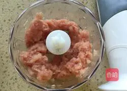 Illustration of how to make sea cucumber dumplings 2