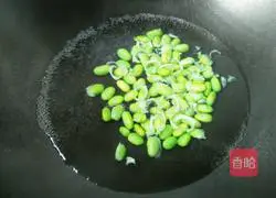 Illustration of how to make sauerkraut fried rice 2