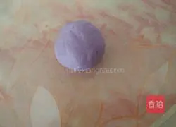 Illustration of how to make purple potato cheese sandwich pancake 8