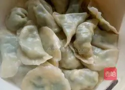 Illustration of how to make fancy dumplings 15