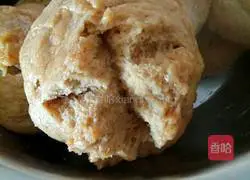 Illustration of how to make flowering brown sugar steamed buns 9