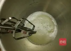 Illustration of how to make protein coconut cake 2