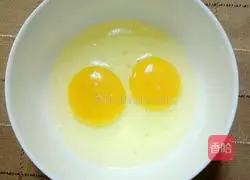 Illustration of how to make egg and green onion cake 2