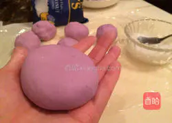 Illustration of how to make purple sweet potato, glutinous rice and shredded coconut cake 7