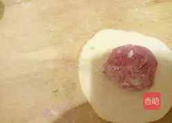 Illustration of how to make plum blossom steamed buns 9