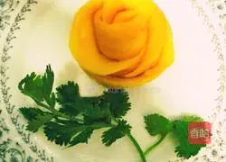 Illustration of how to make rose pumpkin steamed buns 9