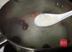 Illustration of how to make Jiu Niang glutinous rice balls 3
