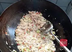 Egg Illustration of how to make fried rice 9