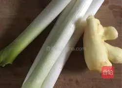 Three fresh stuffed dumplings Illustration of how to do it 9