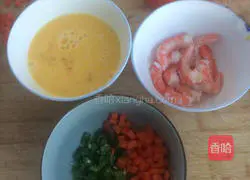 Illustration of how to make fried rice 1