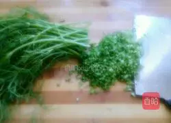 Illustration of how to make pork and fennel stuffed dumplings 5