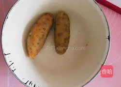 Illustration of how to make sweet potato, red bean and lotus seed pie 2