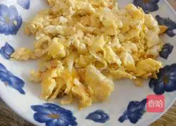 Zucchini and Egg Pie Recipe Illustration 12