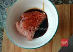 Illustration of how to make wontons 5