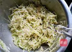 Cumin and White Radish Pancake Recipe Illustration 5