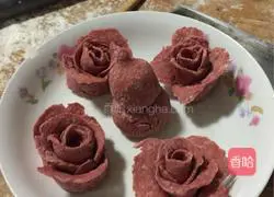 Illustration of how to make small gourd steamed buns 7