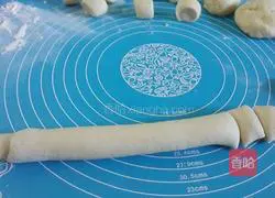 Corn Illustration of how to make steamed buns 9