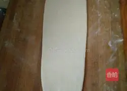 Illustration of how to make large green onion pancake 2