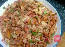 Illustration of how to make red bamboo shoot buns 5