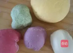 Illustration of how to make vegetable juice dumplings 2