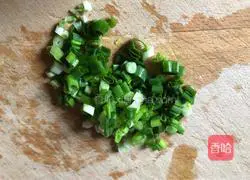 Illustration of how to make ham and egg fried rice 2