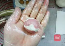  Illustration of how to make Yuhuashi Tangyuan 18