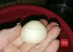 Illustration of how to make onion and mutton buns 3