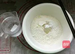 Illustration of how to make oatmeal steamed buns 1